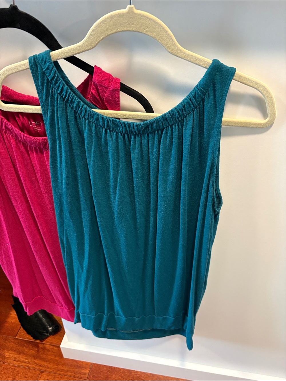 5 Women’s Sleeveless Elastic-Hem Tank Top - White, Teal, Black, Teal, Magenta - Picture 5 of 7